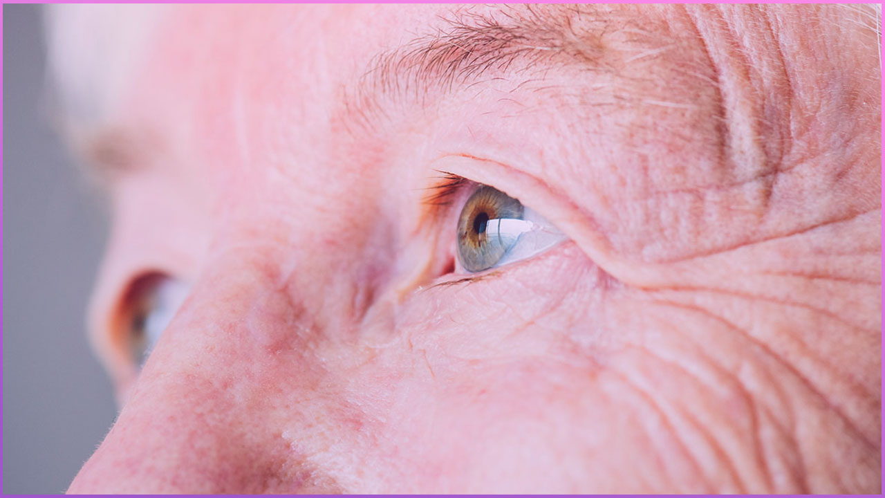 العمر وأمراض العيون